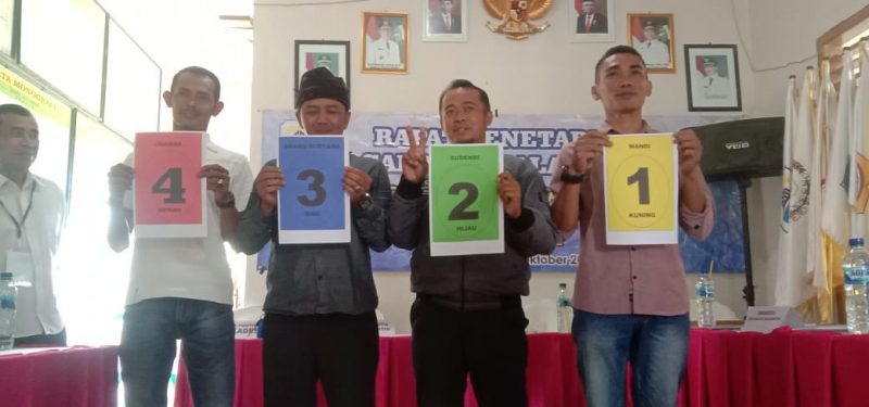 Kapolsek Cibeber Monitor Penetapan Nomer Urut Calkades Gunungwangun