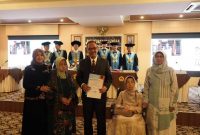 Sekretaris Daerah Kota Tasikmalaya Ivan Dicksan bersama keluarga/Photo Prokopim Setda Kota Tasikmalaya