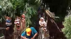 Pawai Bebegig meriahkan acara khitanan warga di Ciamis 