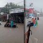 Situasi banjir saat sore tadi di Jalan A.H Nasution. (Foto : Dokpri).