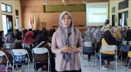 Ana Raudhatul Jannah, A.Md.Gz sebagai Nutrisionis UPTD Puskesmas. (Poto: Momon Suparman)