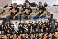 MPC Pemuda Pancasila Kota Tasikmalaya menggelar Halal Bihalal di rumah makan Sambal Hejo. (Poto: Dede Sugiarto)