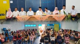 Silaturahmi Koordinator PKH dan KPM se-kecamatan Indihiang. (Poto: Momon Suparman)