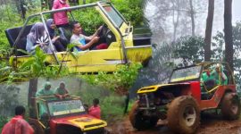 Serunya Fun Off-road di Desa Wisata Nglinggo. (Poto: Ahmad Sofwan)