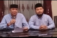Foto Calon Bupati dan wakil bupati Barito Timur nomor urut 01 ,M Yamin -Adi Mula Nakalelu saat menggelar konferensi pers di rumah kediaman bapak Hengky A Garu
