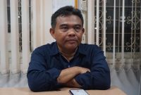 Kepala Dinas Lingkungan Hidup Kab Garut seusai mengikuti Focus Group Discussion Manajemen Pengelolaan Sampah yang dilaksanakan di Kantor Badan Perencanaan Pembangunan Daerah (Bappeda) Kabupaten Garut, Jalan Patriot, Kecamatan Tarogong Kidul, Kabupaten Garut, Jum'at (31/1/2025).