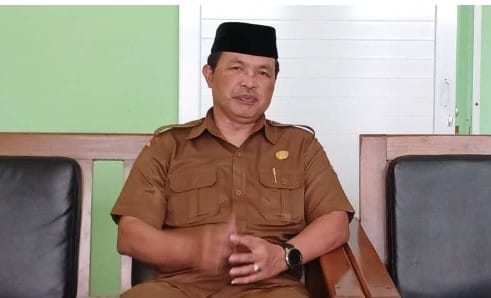 Kepala SMPN 1 Sukawening, Iwan Ridwan, S.Pd., M.Pd.