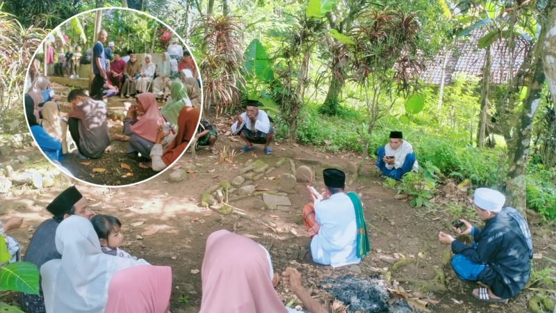 Ket : para peziarah dari Dusun/Desa Bojongmalang Kecamatan Cimaragas Kab Ciamis Jawa Barat | Dokpri