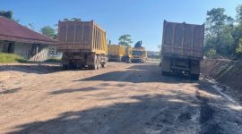 Poto Dum Truck milik PT BNJM saat berada di area tambang PT.KSL