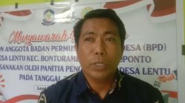 Ketua Panitia Penyelenggara sekaligus Sekretaris Desa Lentu, Rudi