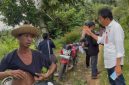 Foto Edianto berdebat dengan Kadis PUPR Bartim Yumail J Paladuk saat kunjungan lapangan