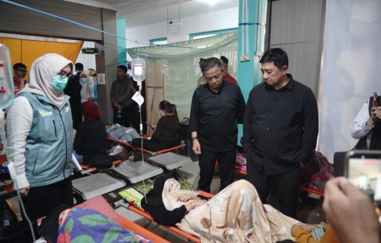 Bupati Garut Hentikan Sementara Dapur MBG di Cibatu Buntut Dugaan Keracunan