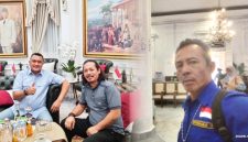 Ket Poto kiri ke kanan: Bupati Bogor Rudy Susmanto, Ketua Umum FWBB Iwan Boring dan Asep Didi Korwil MNPotret Bogor Raya - Banten
