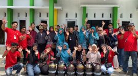 Mahasiswa STHG Edukasi Hukum Lingkungan dan Kelola Sampah di Ciawi