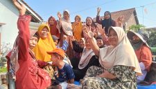 Tolak Money Politics, Emak-Emak di Desa Sungapan Patungan Duit Belanja Modalin Calon Kades
