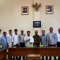 Audiensi bersama DPRD, Dishub, PUPR, dan PT KAI Daop 2 Bandung menghasilkan respons positif terhadap gagasan pengembangan kereta api lokal sebagai penggerak konektivitas dan pertumbuhan wilayah.